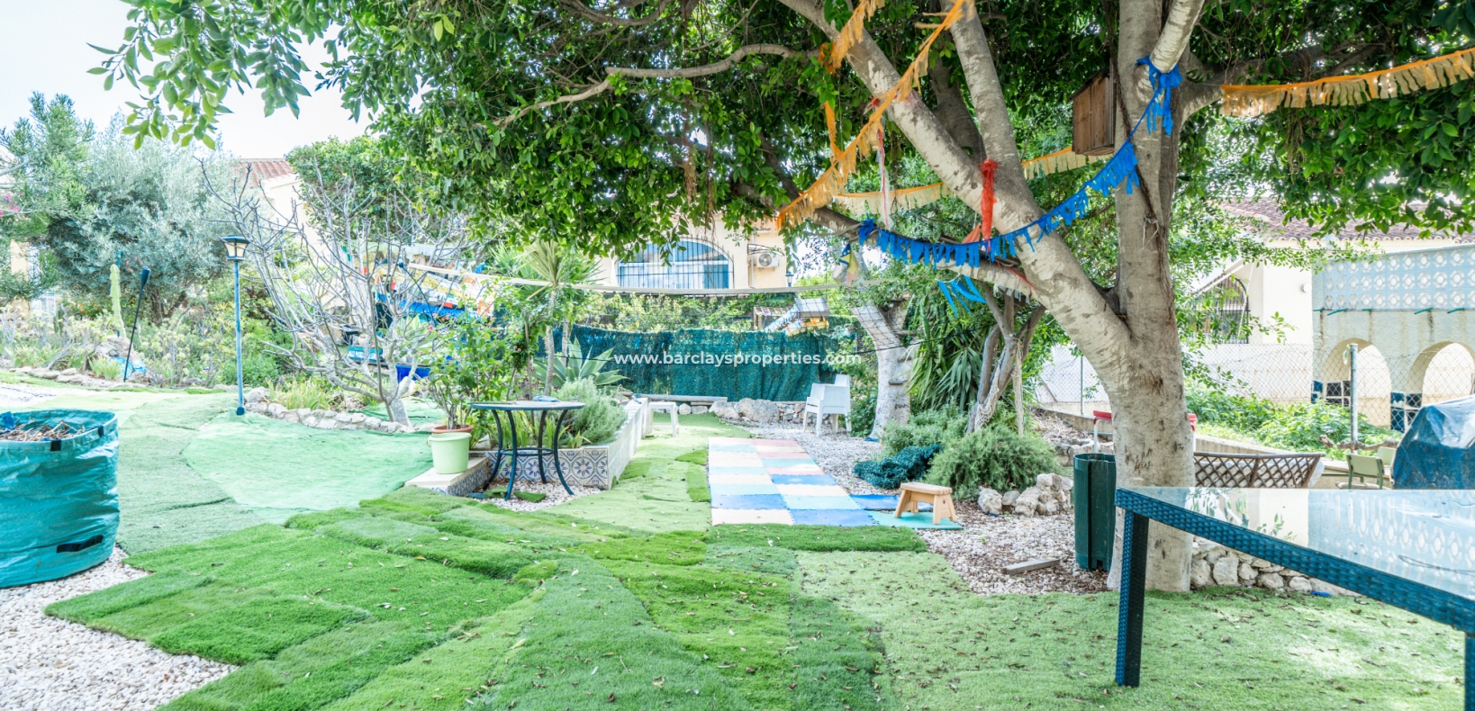 Wederverkoop - Vrijstaande Villa - Urb. La Marina