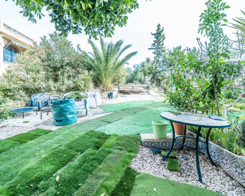 Wederverkoop - Vrijstaande Villa - Urb. La Marina