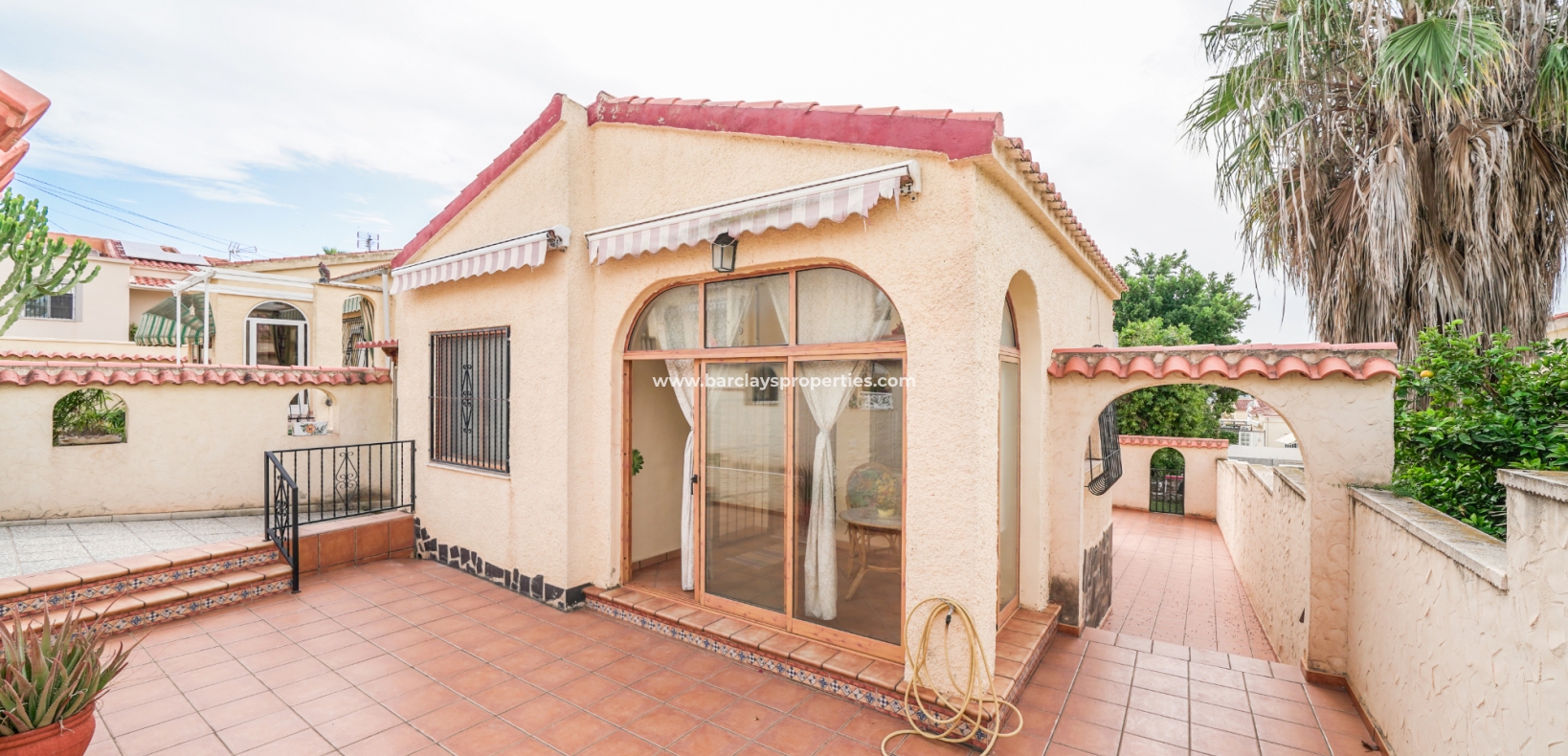 Wederverkoop - Vrijstaande Villa - Urb. La Marina