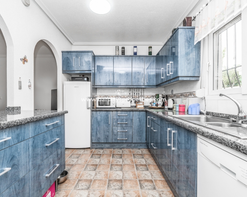 Wederverkoop - Vrijstaande Villa - Urb. La Marina