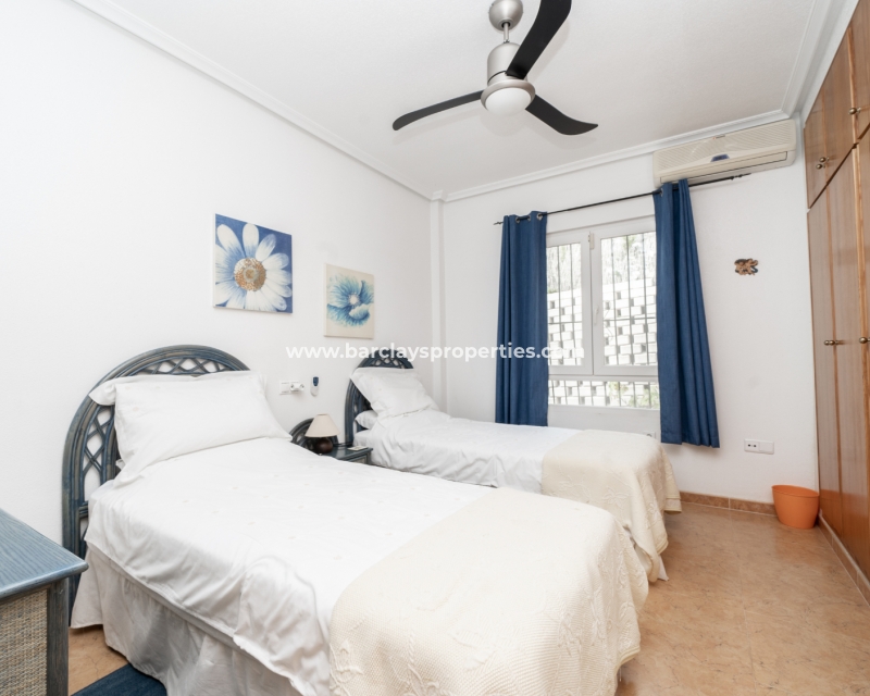 Wederverkoop - Vrijstaande Villa - Urb. La Marina