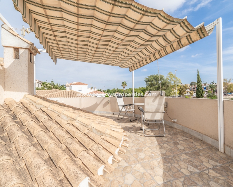 Wederverkoop - Vrijstaande Villa - Urb. La Marina