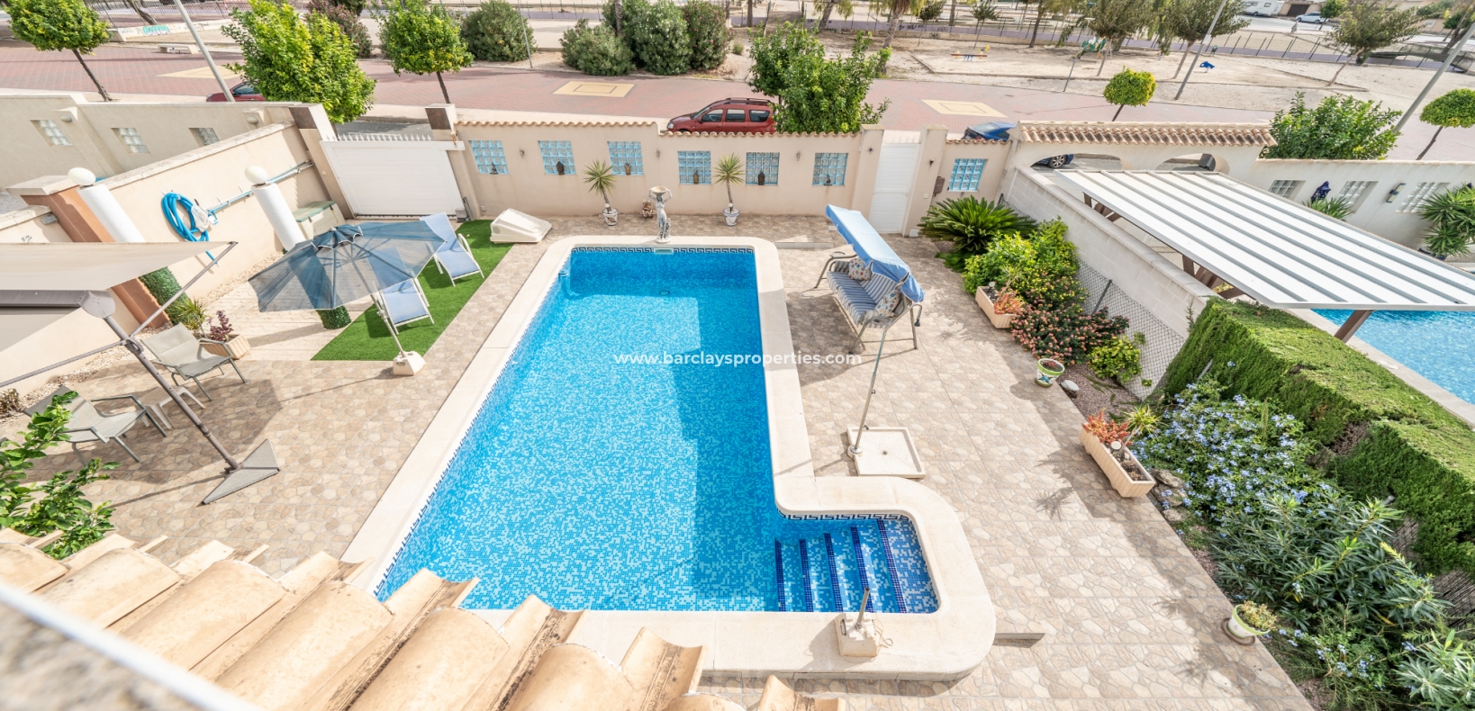 Wederverkoop - Vrijstaande Villa - Urb. La Marina