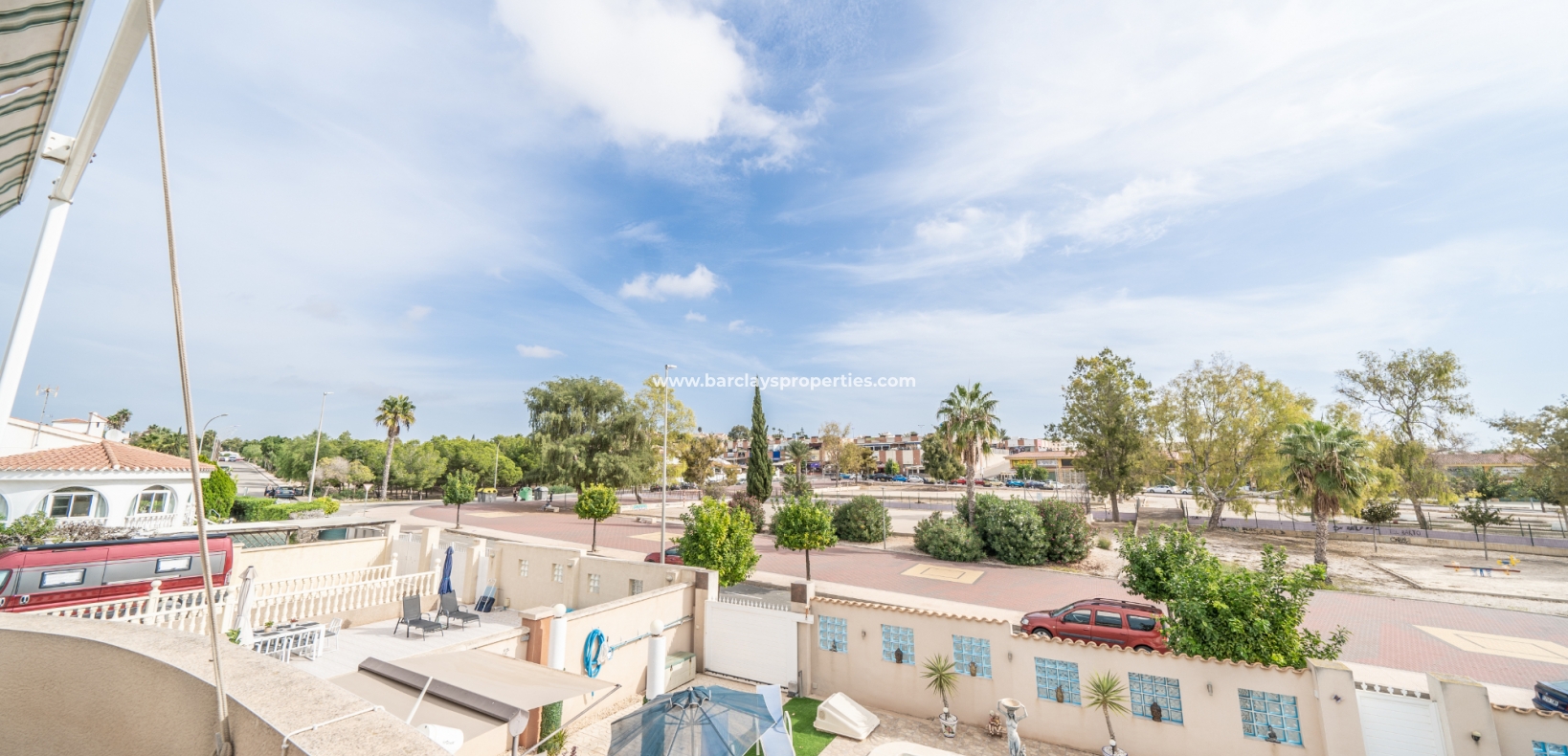 Wederverkoop - Vrijstaande Villa - Urb. La Marina