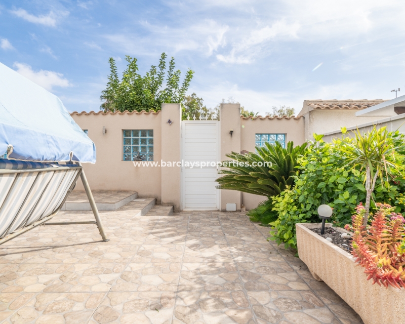 Wederverkoop - Vrijstaande Villa - Urb. La Marina