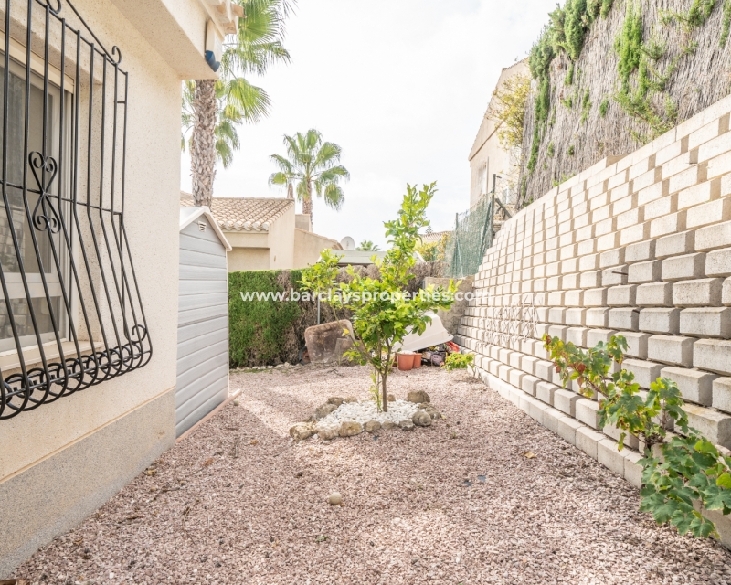 Wederverkoop - Vrijstaande Villa - Urb. La Marina