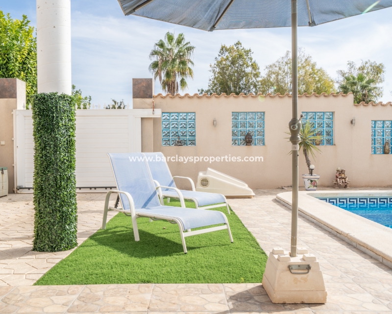 Wederverkoop - Vrijstaande Villa - Urb. La Marina