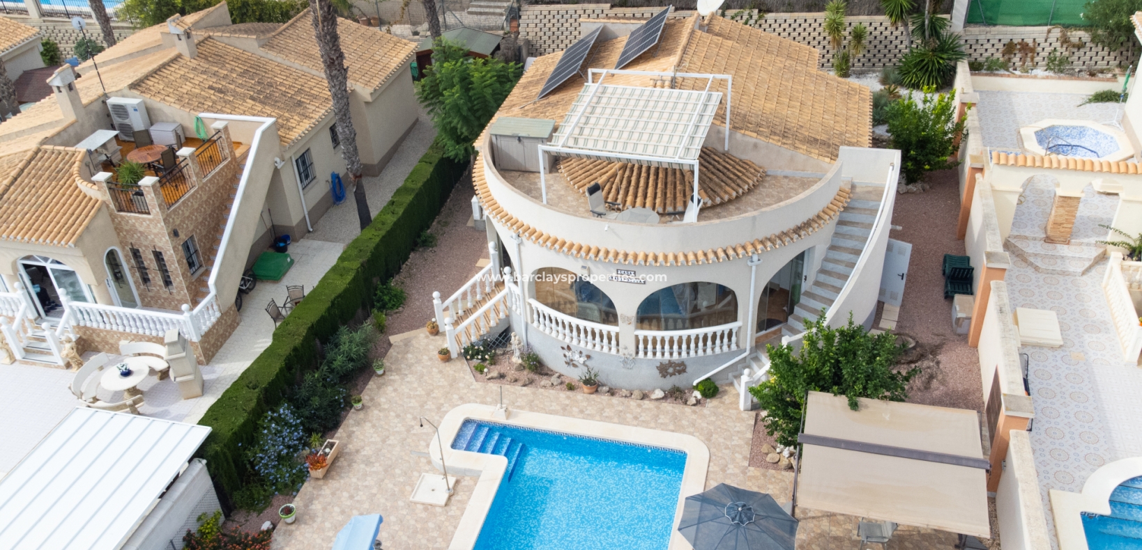 Wederverkoop - Vrijstaande Villa - Urb. La Marina