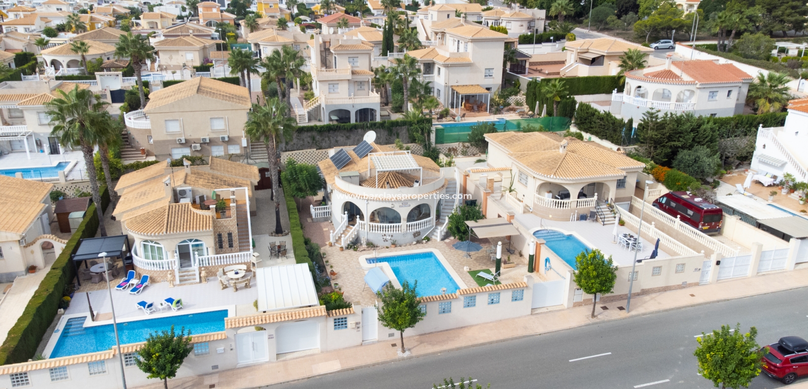 Wederverkoop - Vrijstaande Villa - Urb. La Marina