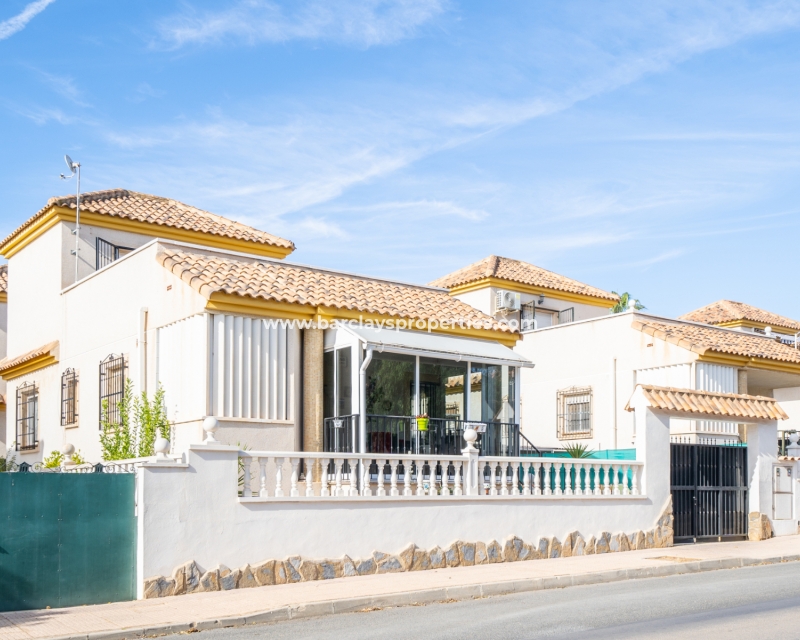 Wederverkoop - Vrijstaande Villa - Urb. La Marina