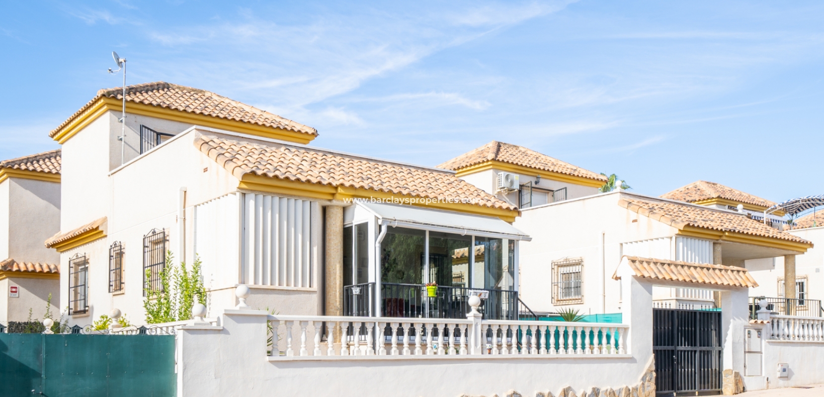 Wederverkoop - Vrijstaande Villa - Urb. La Marina