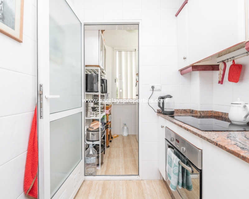 Wederverkoop - Vrijstaande Villa - Urb. La Marina