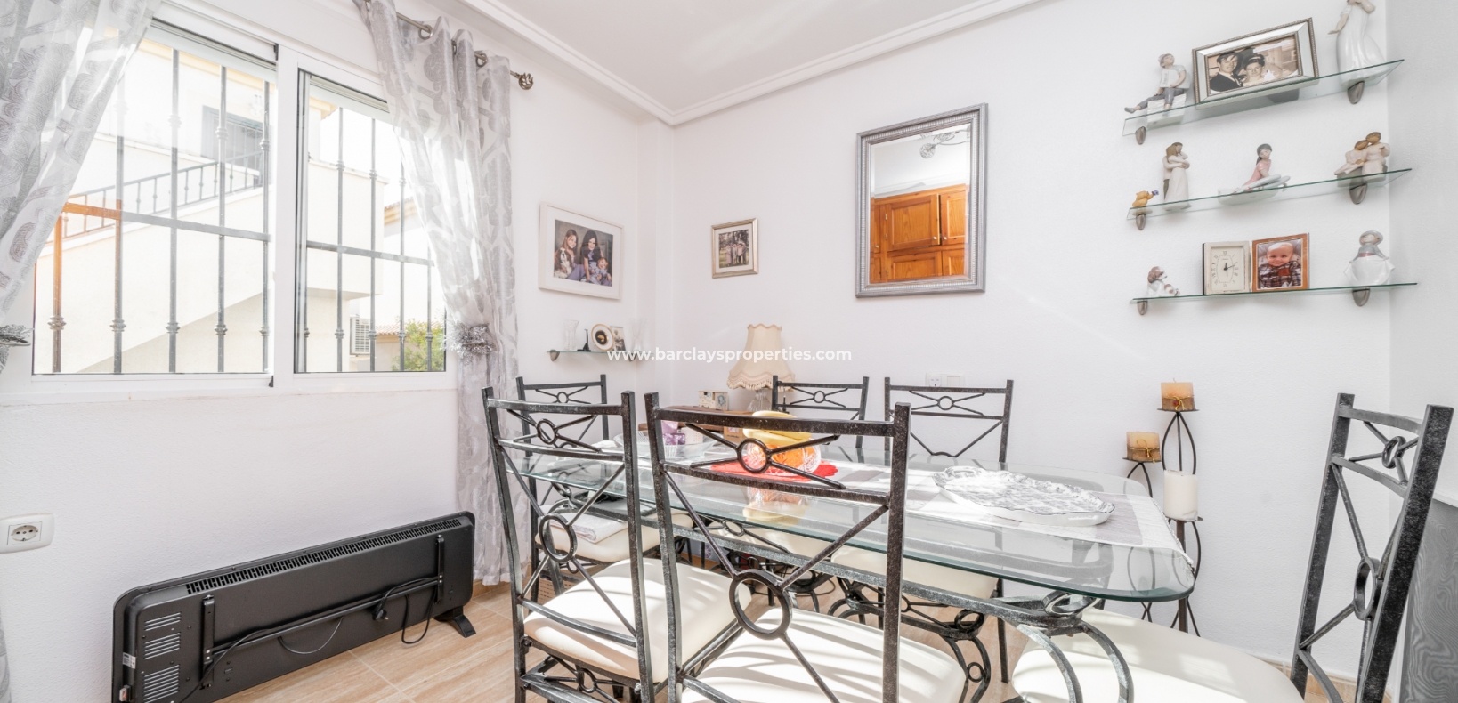 Wederverkoop - Vrijstaande Villa - Urb. La Marina