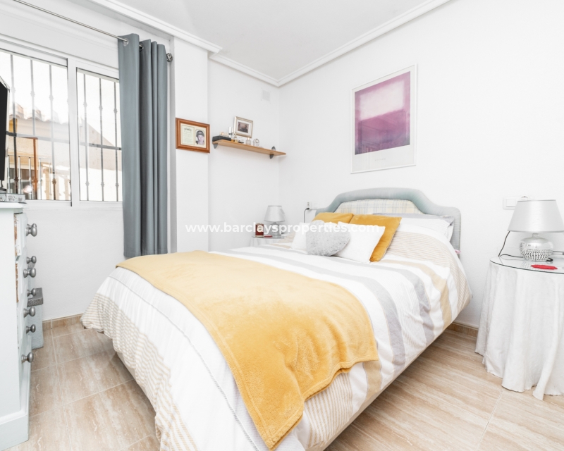 Wederverkoop - Vrijstaande Villa - Urb. La Marina