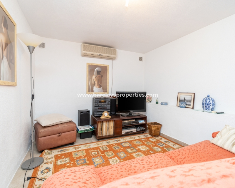 Wederverkoop - Vrijstaande Villa - Urb. La Marina