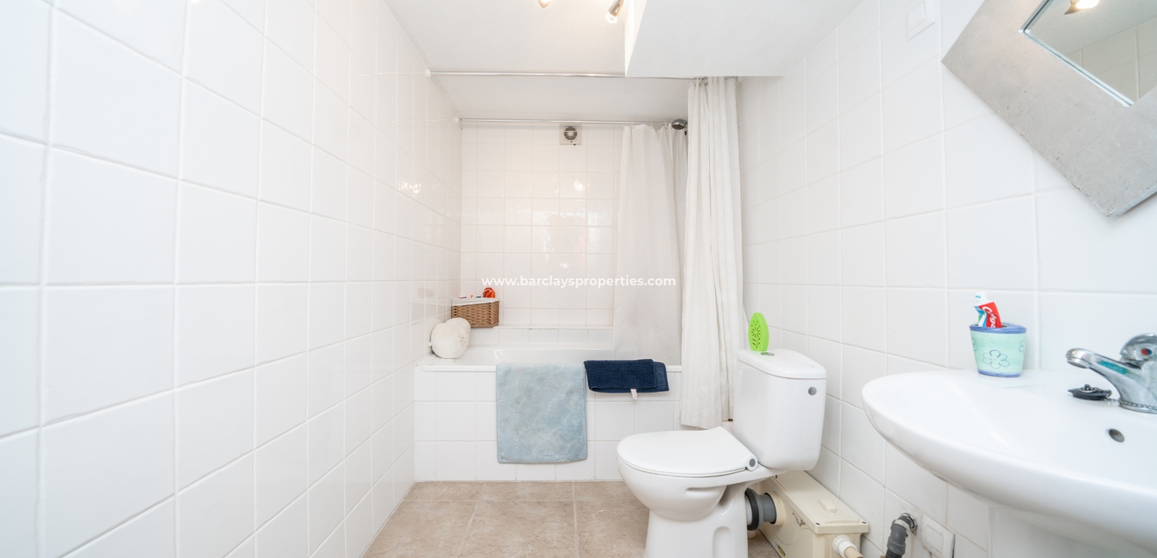 Wederverkoop - Vrijstaande Villa - Urb. La Marina