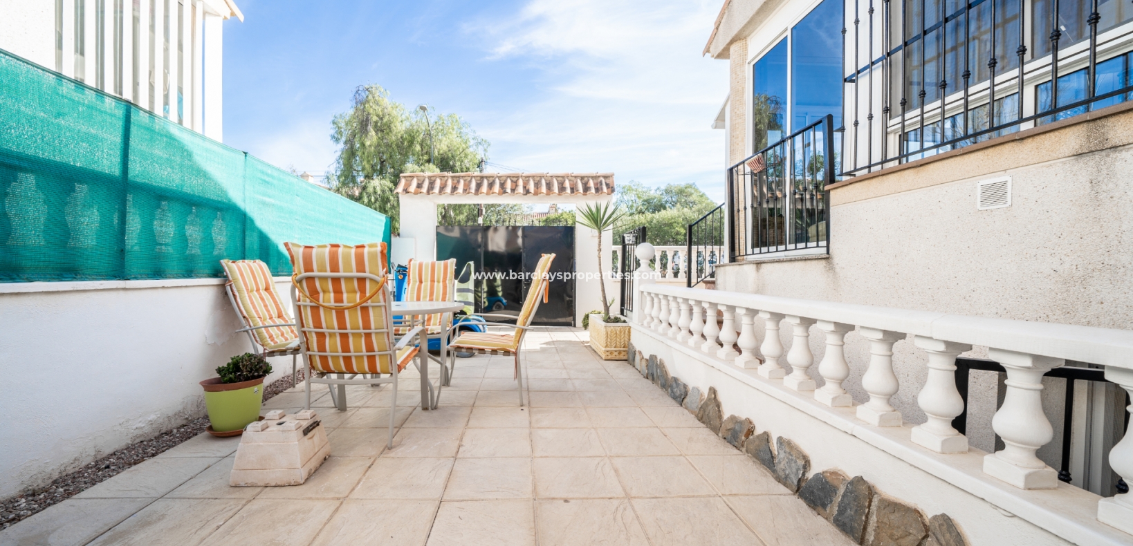 Wederverkoop - Vrijstaande Villa - Urb. La Marina