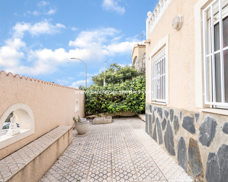 Wederverkoop - Vrijstaande Villa - Urb. La Marina