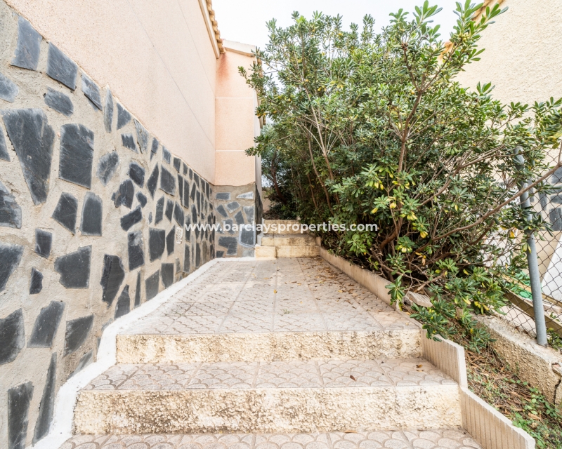 Wederverkoop - Vrijstaande Villa - Urb. La Marina