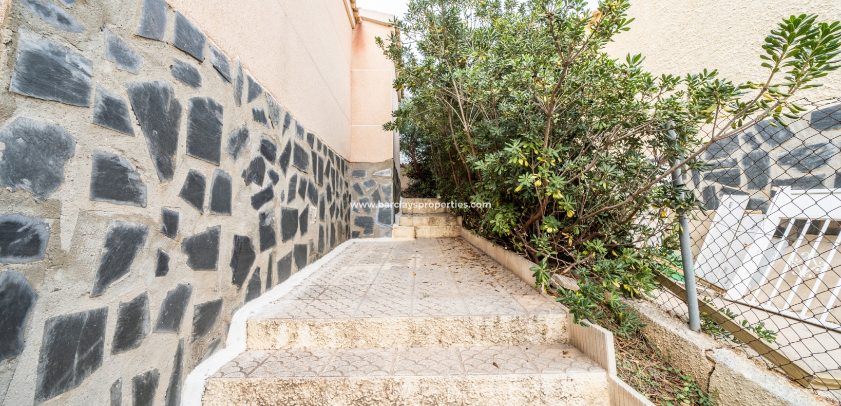 Wederverkoop - Vrijstaande Villa - Urb. La Marina