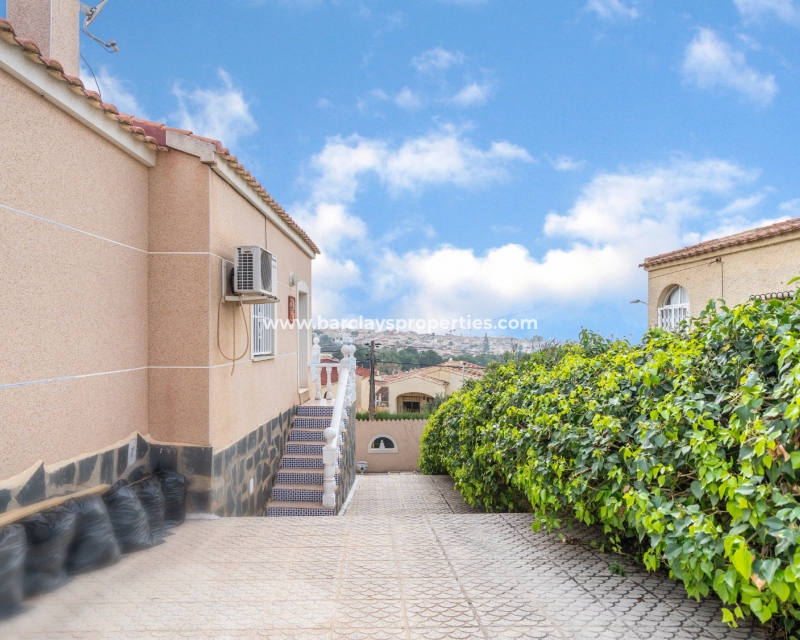 Wederverkoop - Vrijstaande Villa - Urb. La Marina