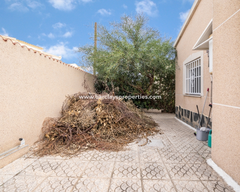 Wederverkoop - Vrijstaande Villa - Urb. La Marina