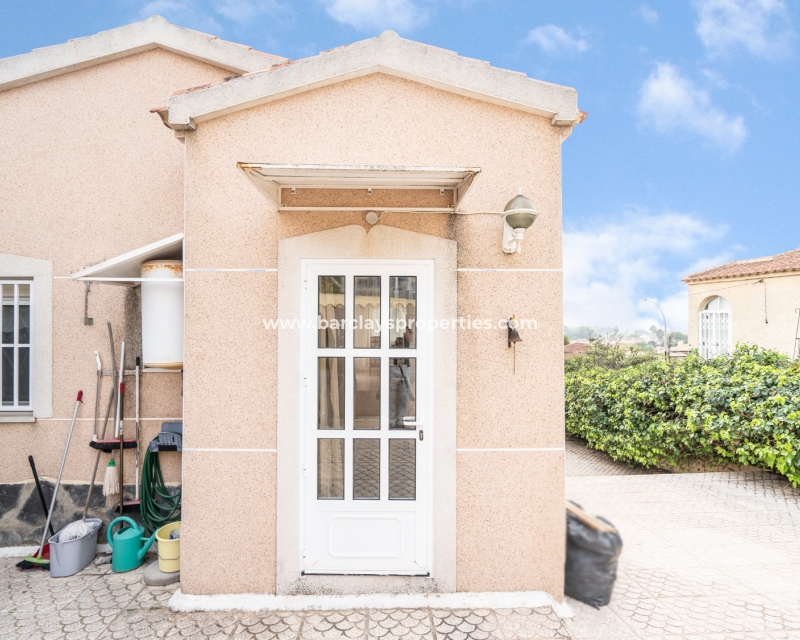 Wederverkoop - Vrijstaande Villa - Urb. La Marina