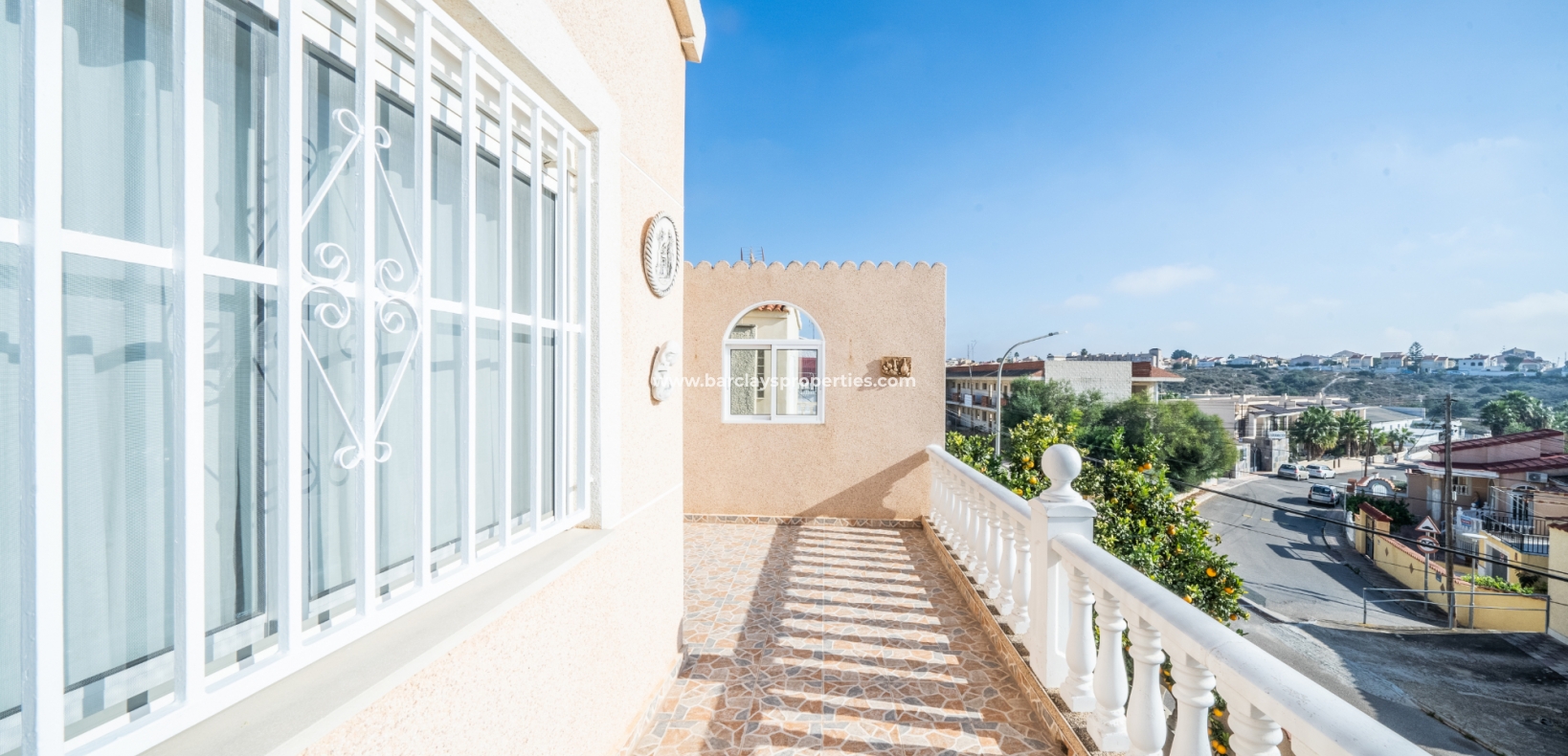 Wederverkoop - Vrijstaande Villa - Urb. La Marina