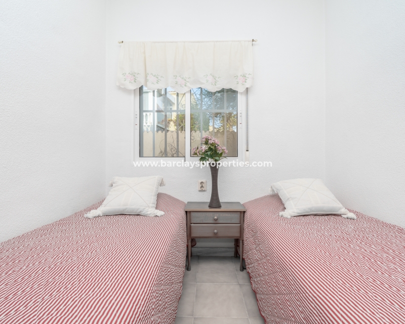 Wederverkoop - Vrijstaande Villa - Urb. La Marina