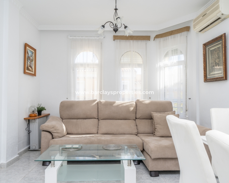 Wederverkoop - Vrijstaande Villa - Urb. La Marina