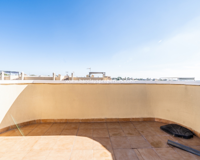 Wederverkoop - Vrijstaande Villa - Urb. La Marina