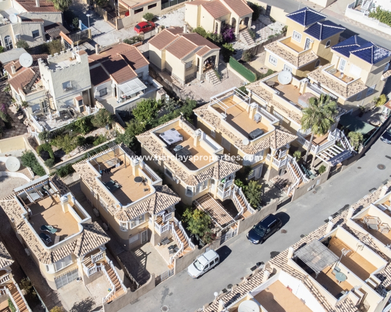 Wederverkoop - Vrijstaande Villa - Urb. La Marina