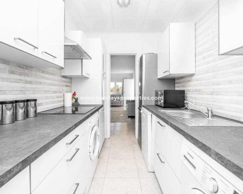 Wederverkoop - Vrijstaande Villa - Urb. La Marina