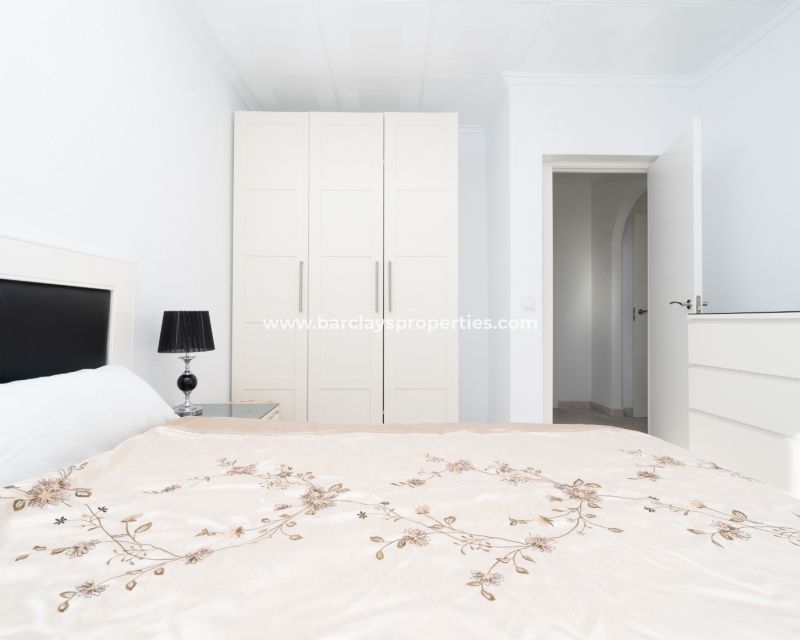 Wederverkoop - Vrijstaande Villa - Urb. La Marina