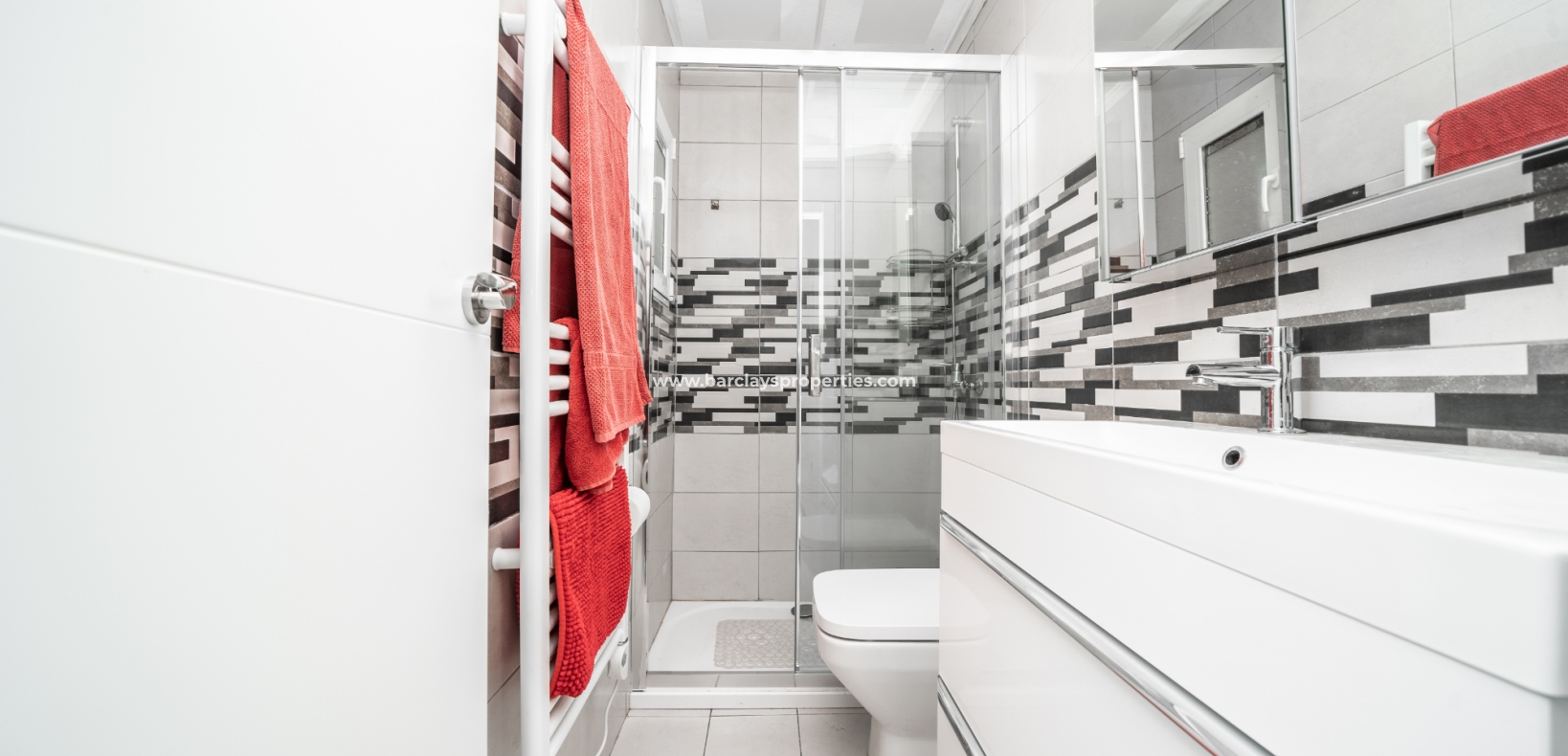 Wederverkoop - Vrijstaande Villa - Urb. La Marina