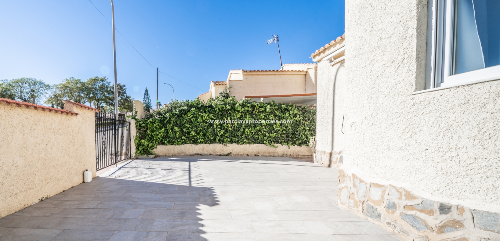 Wederverkoop - Vrijstaande Villa - Urb. La Marina