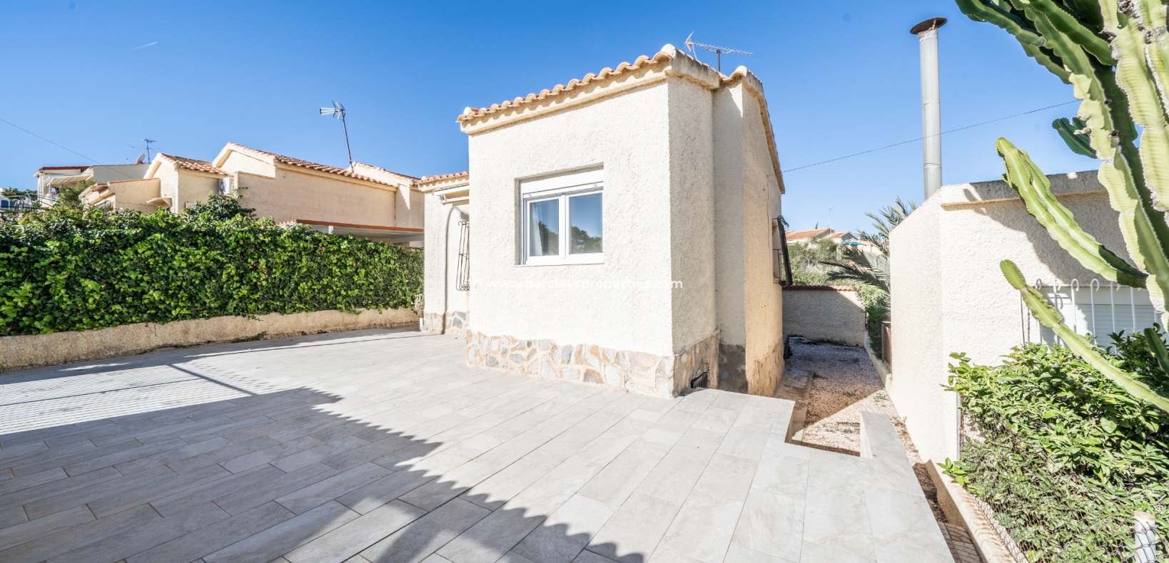 Wederverkoop - Vrijstaande Villa - Urb. La Marina