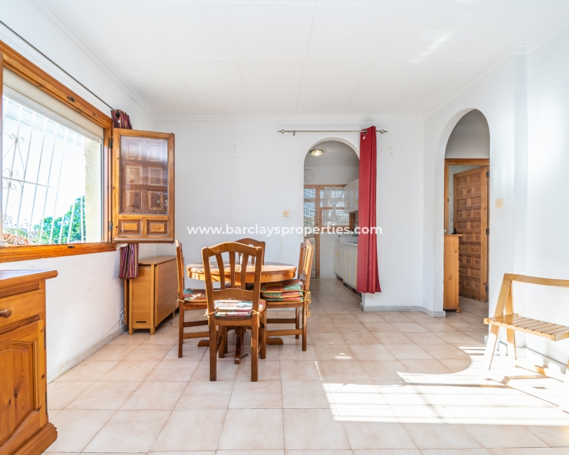 Wederverkoop - Vrijstaande Villa - Urb. La Marina