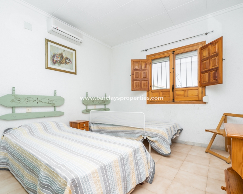 Wederverkoop - Vrijstaande Villa - Urb. La Marina