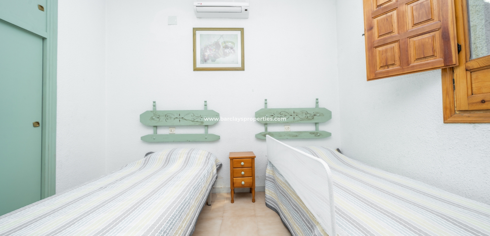 Wederverkoop - Vrijstaande Villa - Urb. La Marina