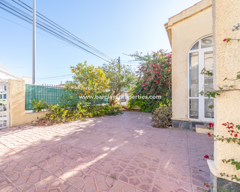 Wederverkoop - Vrijstaande Villa - Urb. La Marina