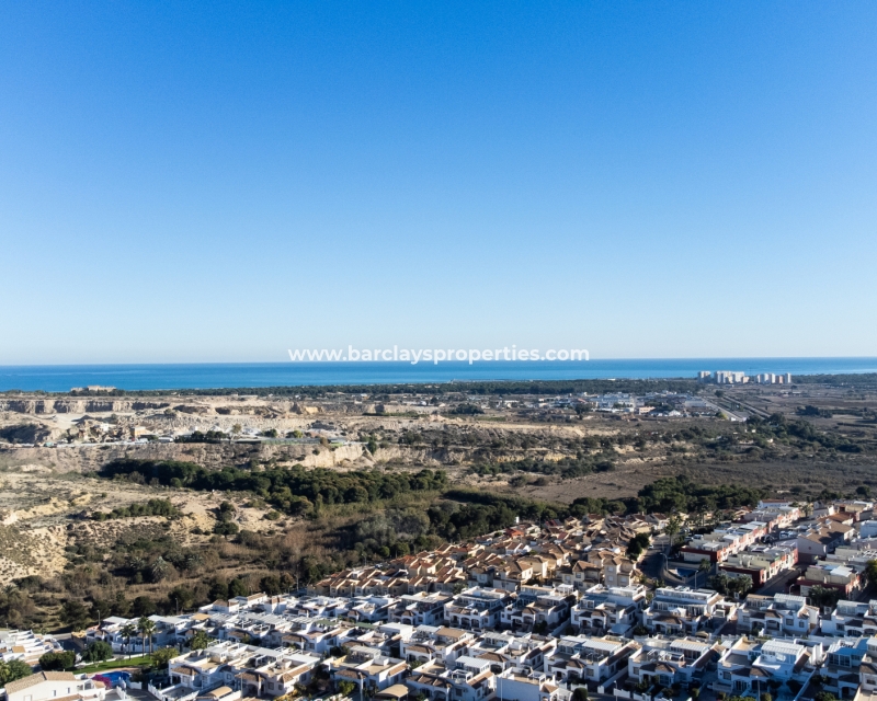 Wederverkoop - Vrijstaande Villa - Urb. La Marina