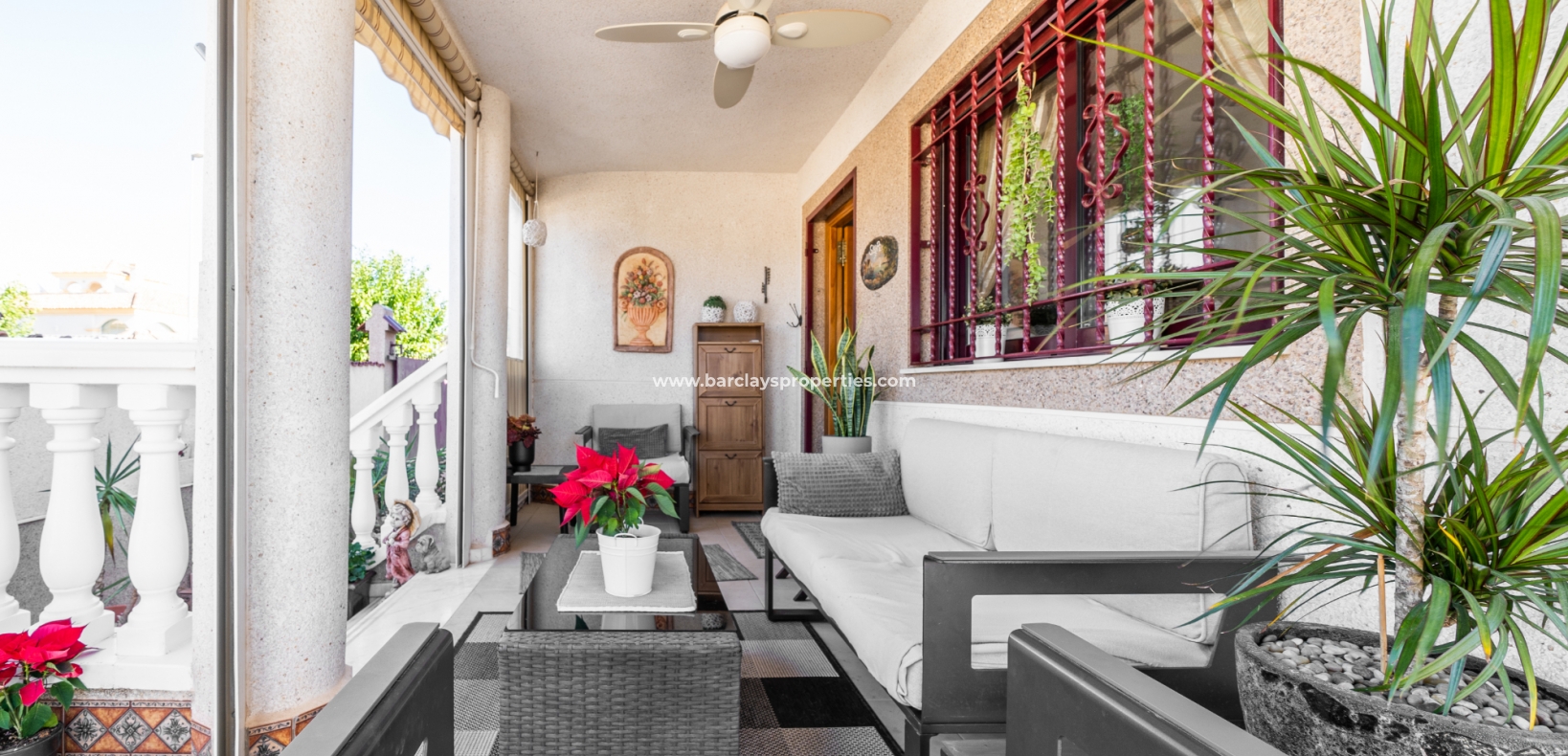 Wederverkoop - Vrijstaande Villa - Urb. La Marina