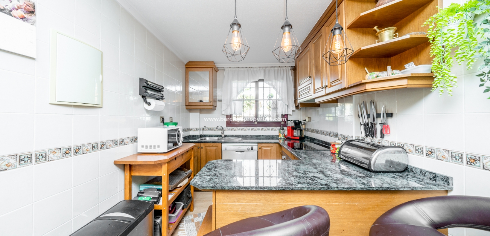 Wederverkoop - Vrijstaande Villa - Urb. La Marina