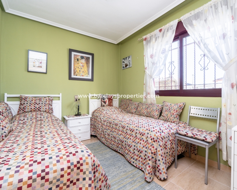 Wederverkoop - Vrijstaande Villa - Urb. La Marina