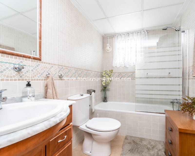 Wederverkoop - Vrijstaande Villa - Urb. La Marina