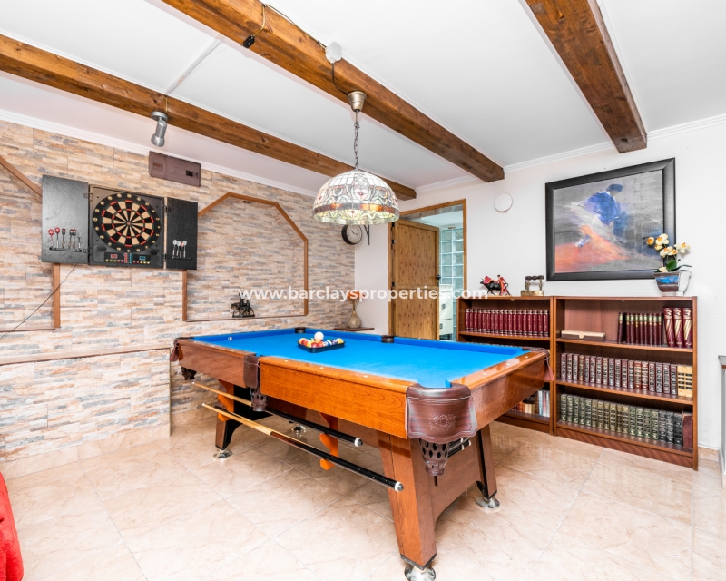 Wederverkoop - Vrijstaande Villa - Urb. La Marina