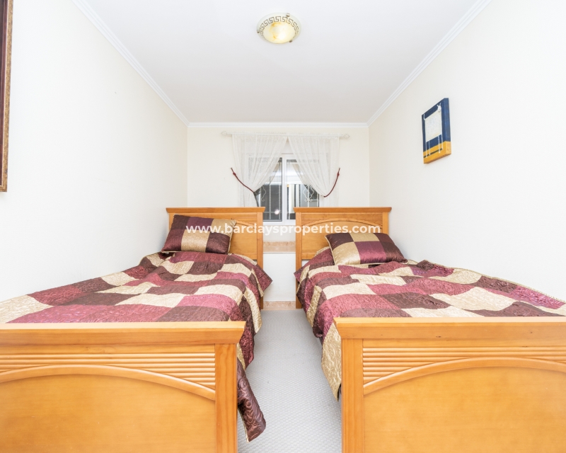 Wederverkoop - Vrijstaande Villa - Urb. La Marina