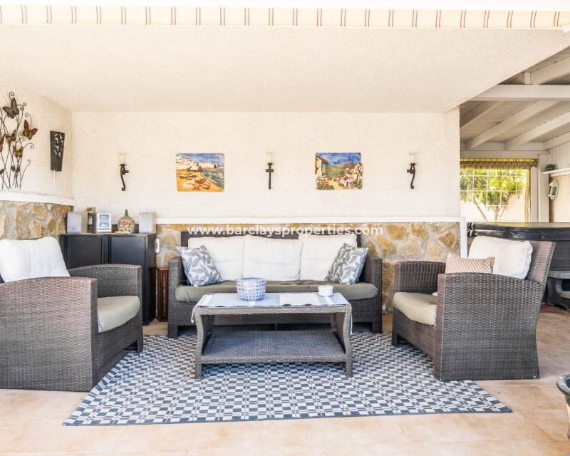 Wederverkoop - Vrijstaande Villa - Urb. La Marina