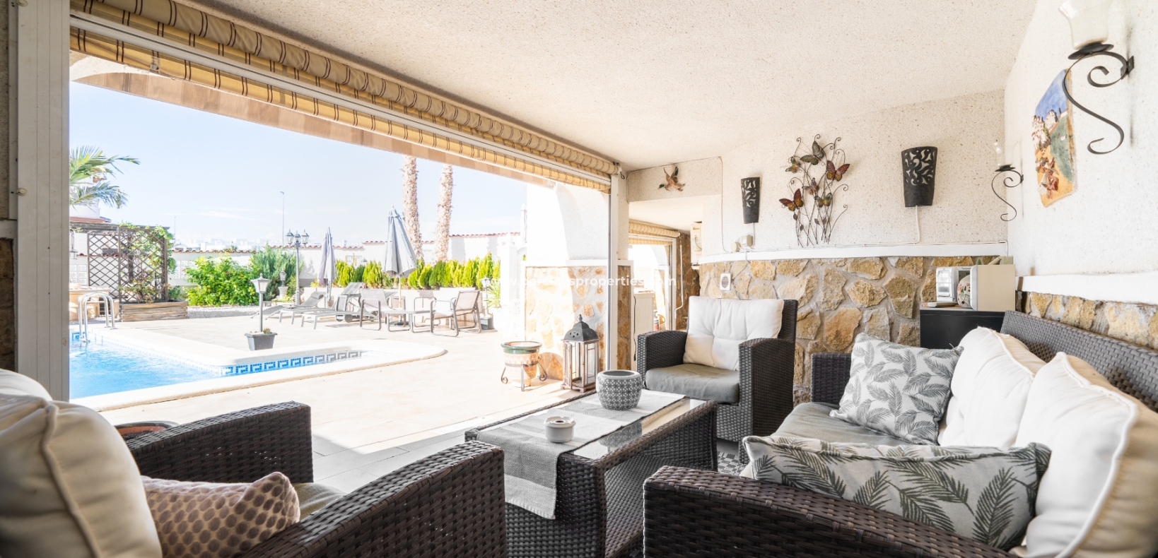 Wederverkoop - Vrijstaande Villa - Urb. La Marina